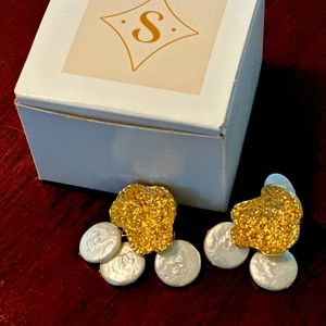 Pearl and Gold Earrings